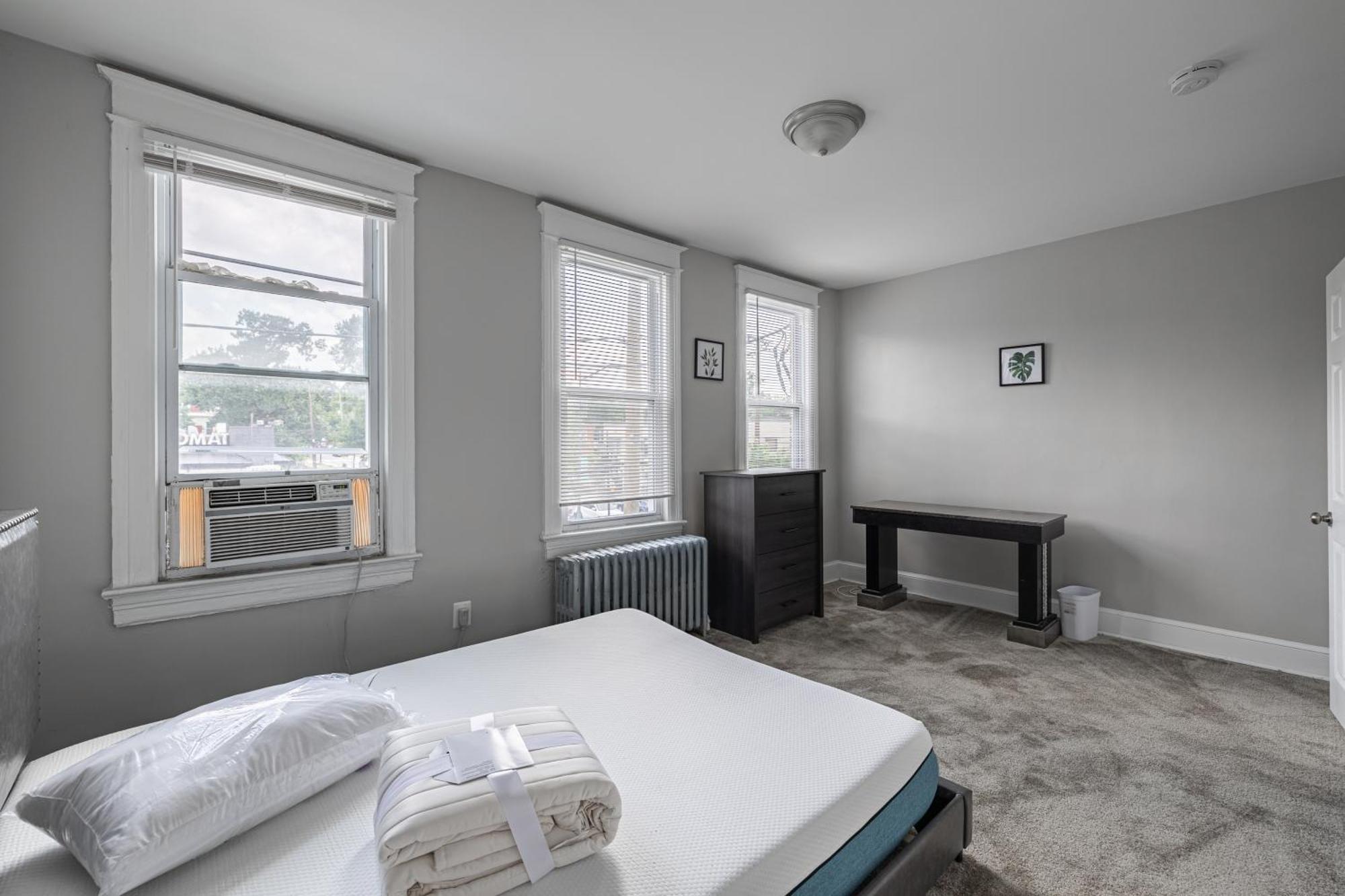Holiday home Spacious 3-bedroom House In Dc With Parking Washington